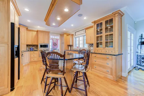 32 Old Chester Road Goshen NY 10924