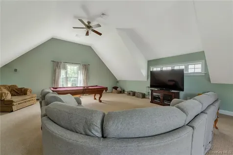 32 Old Chester Road Goshen NY 10924