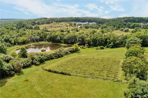 32 Old Chester Road Goshen NY 10924