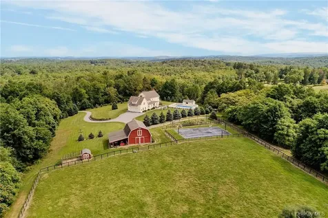 32 Old Chester Road Goshen NY 10924
