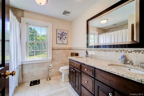 32 Old Chester Road Goshen NY 10924