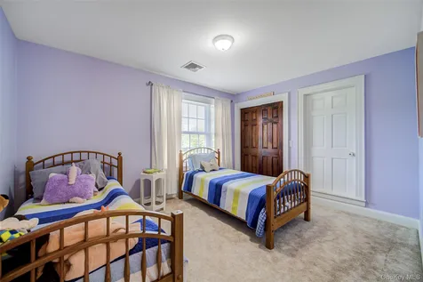 32 Old Chester Road Goshen NY 10924
