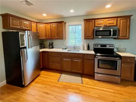 32 Old Chester Road Goshen NY 10924