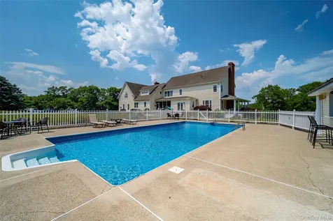 32 Old Chester Road Goshen NY 10924