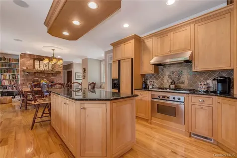 32 Old Chester Road Goshen NY 10924