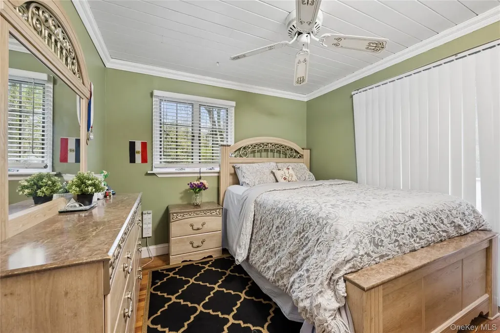23 Colonial Drive Smithtown NY 11787
