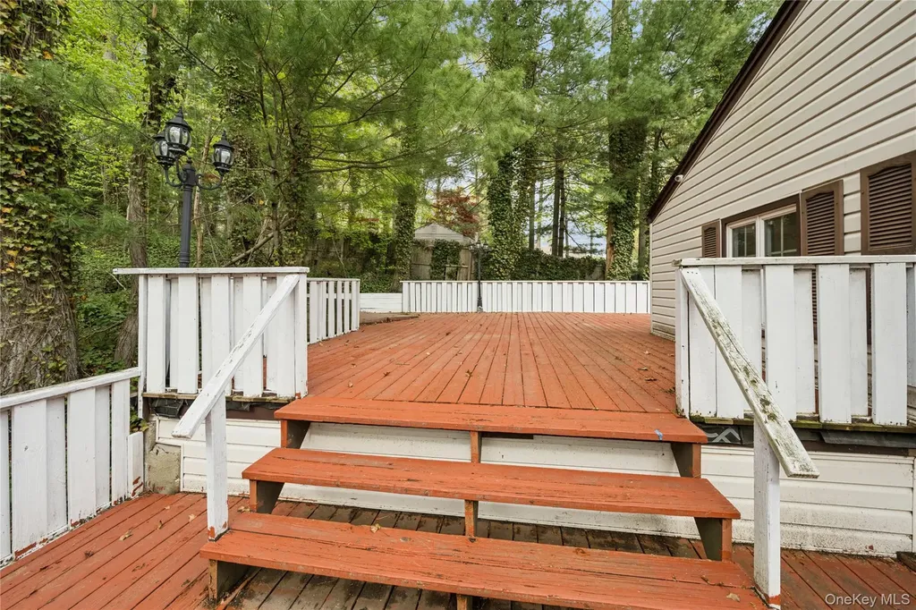 23 Colonial Drive Smithtown NY 11787