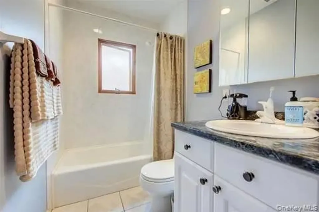 16032 11th Avenue Whitestone NY 11357