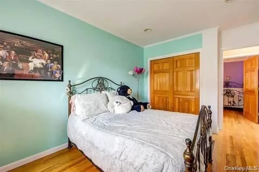 16032 11th Avenue Whitestone NY 11357