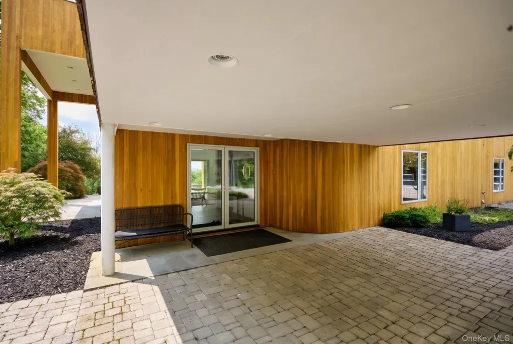 33 Ford Road Chatham NY 12136