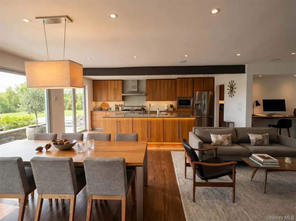 33 Ford Road Chatham NY 12136