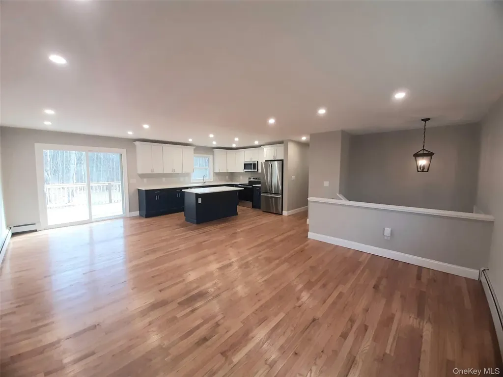 38 Pine Woods Road Hyde Park NY 12538