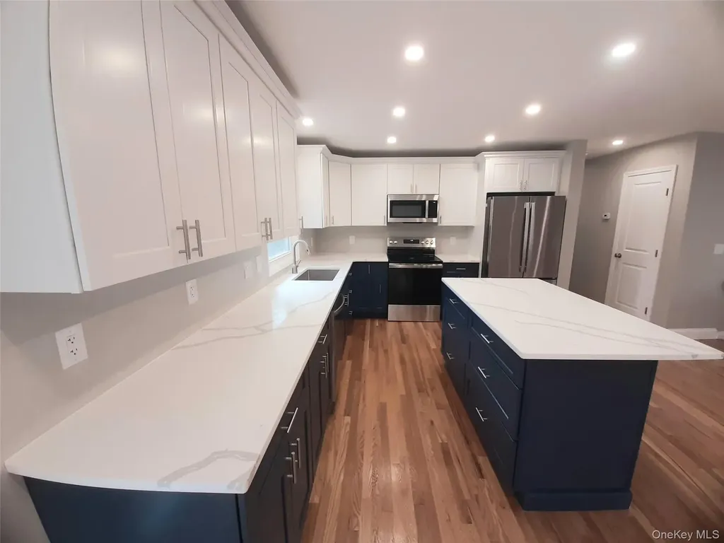 38 Pine Woods Road Hyde Park NY 12538