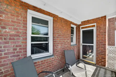 30 E Hartsdale Avenue Hartsdale NY 10530