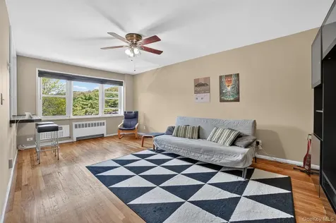 30 E Hartsdale Avenue Hartsdale NY 10530
