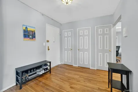 30 E Hartsdale Avenue Hartsdale NY 10530