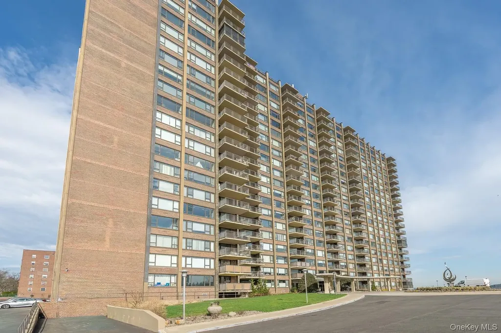 166-25 Powells Cove Boulevard Beechhurst NY 11357