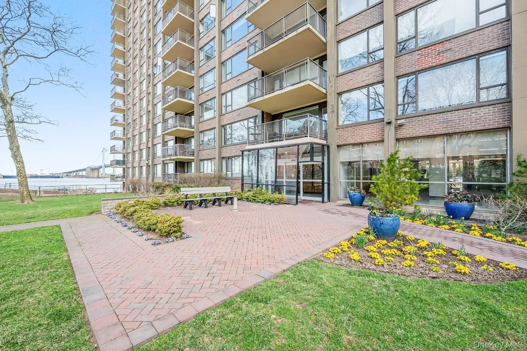 166-25 Powells Cove Boulevard Beechhurst NY 11357
