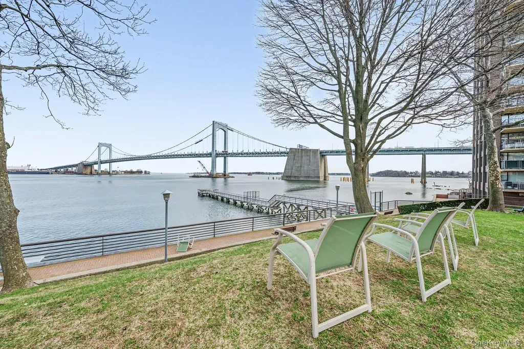 166-25 Powells Cove Boulevard Beechhurst NY 11357