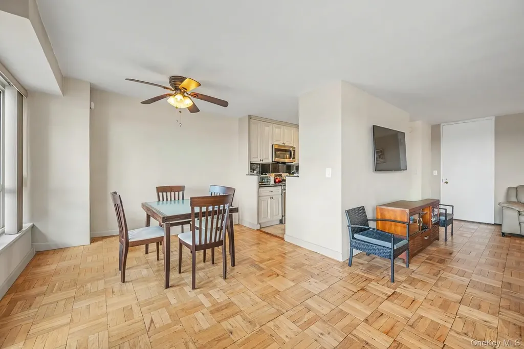 166-25 Powells Cove Boulevard Beechhurst NY 11357