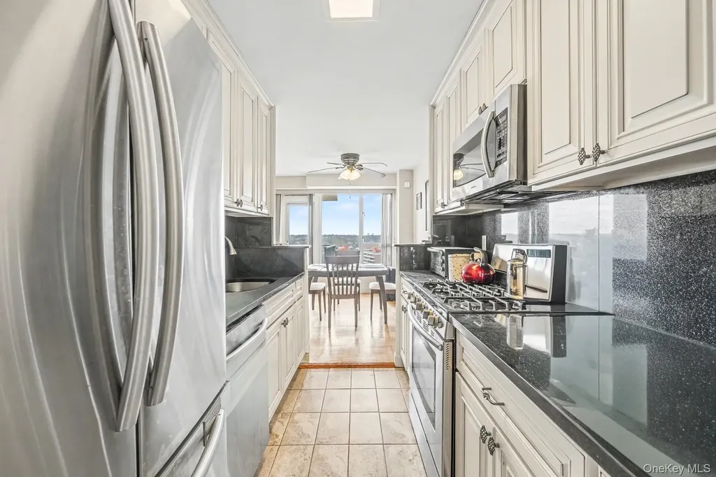 166-25 Powells Cove Boulevard Beechhurst NY 11357