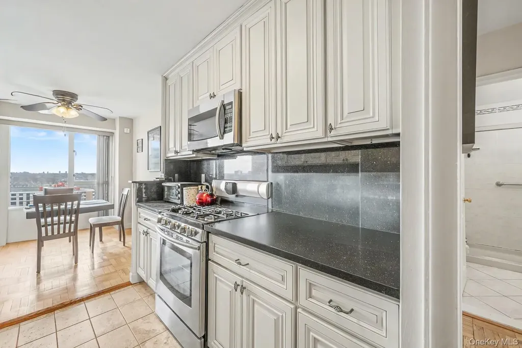 166-25 Powells Cove Boulevard Beechhurst NY 11357