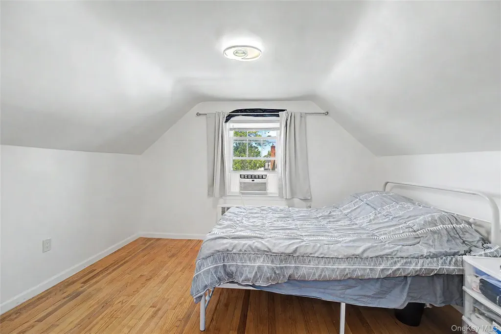 545 7th Avenue New Hyde Park NY 11040