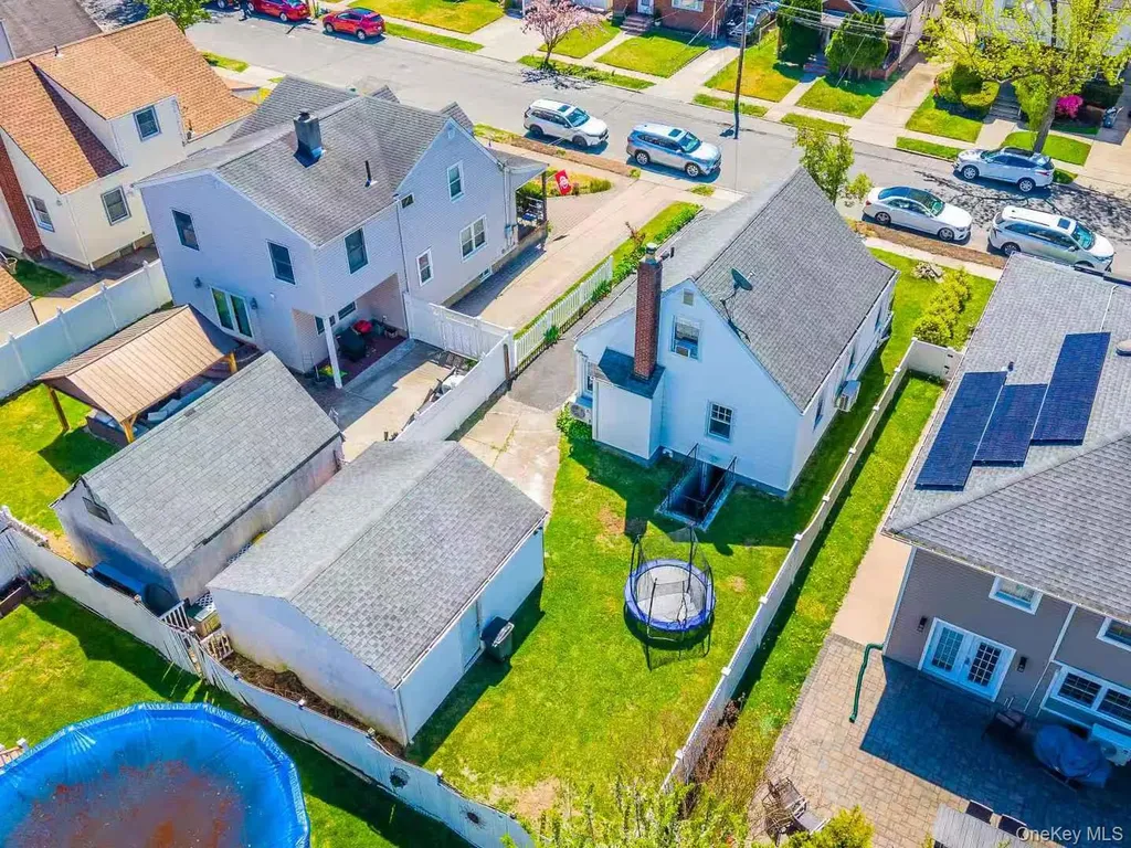 545 7th Avenue New Hyde Park NY 11040