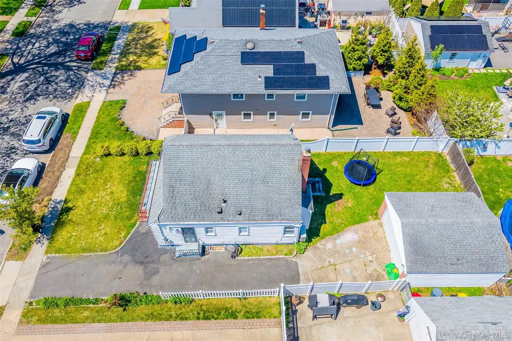 545 7th Avenue New Hyde Park NY 11040