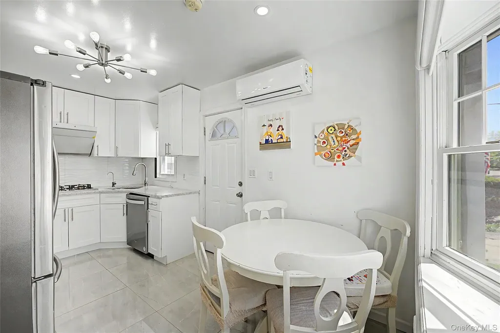 545 7th Avenue New Hyde Park NY 11040