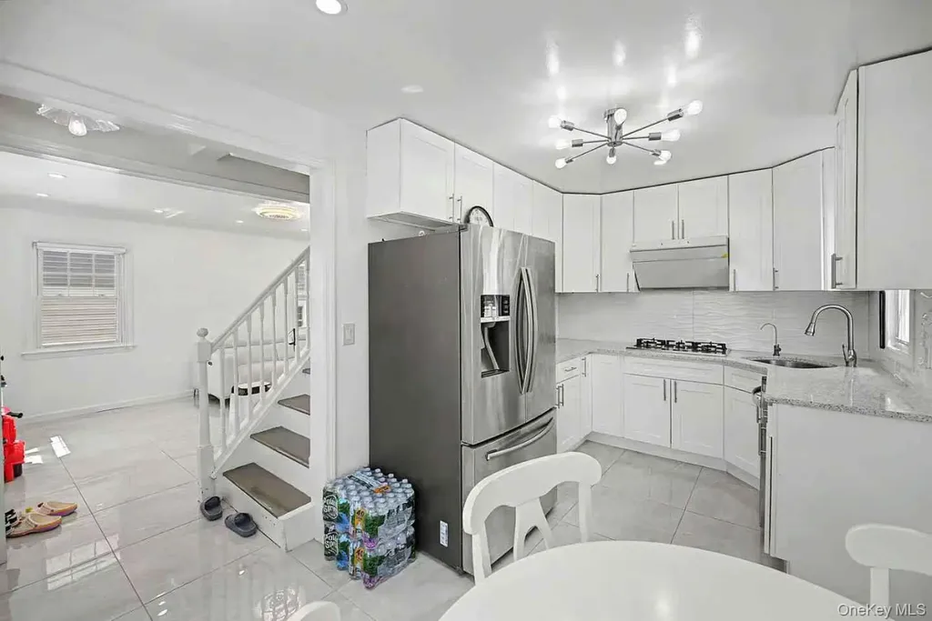 545 7th Avenue New Hyde Park NY 11040