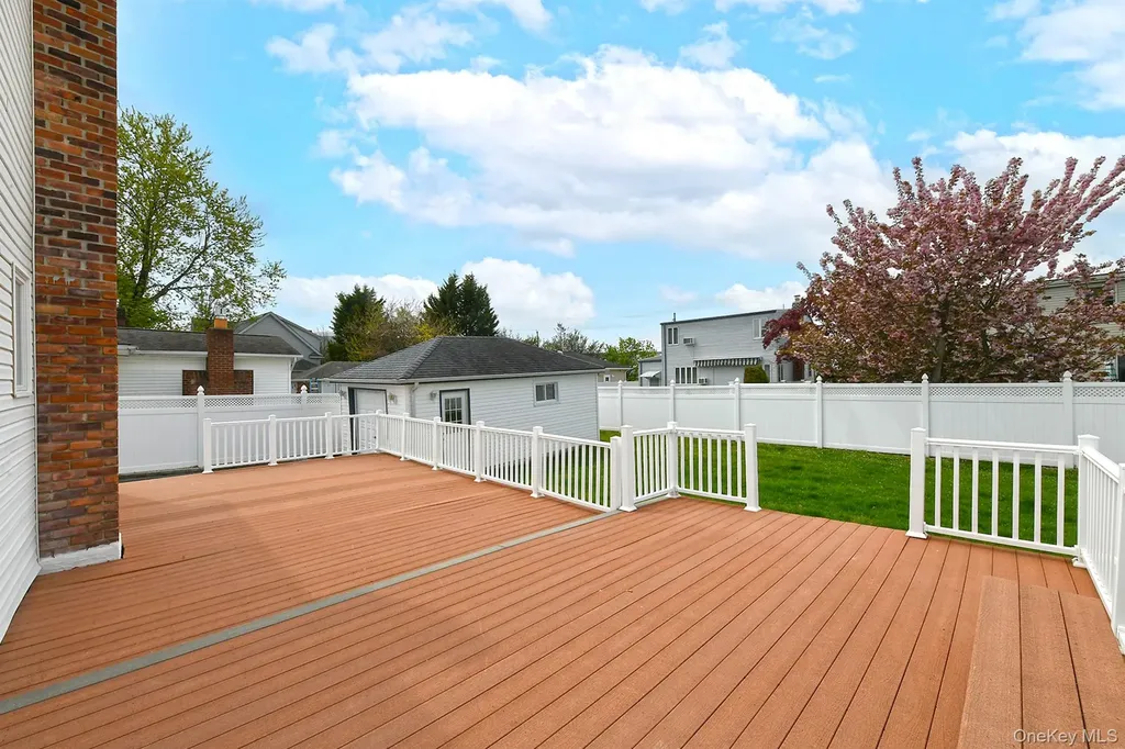 53 S 3rd Street Bethpage NY 11714