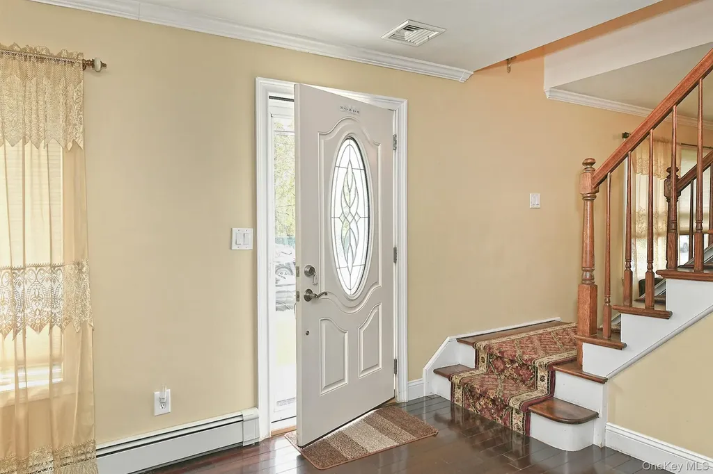 53 S 3rd Street Bethpage NY 11714