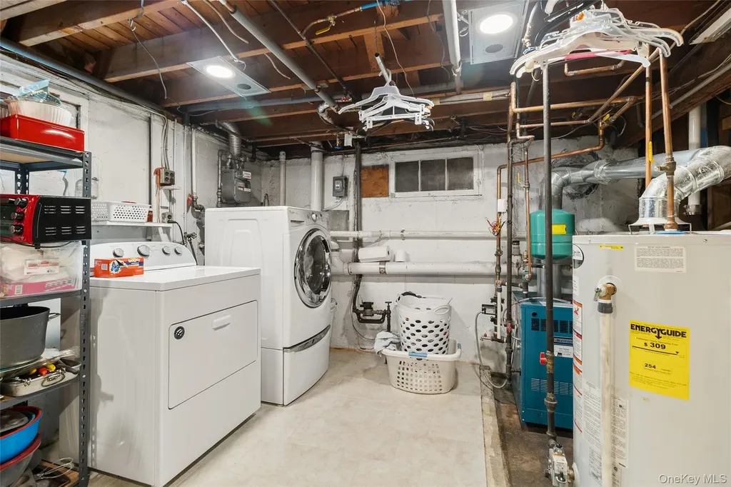 234 E 3rd Street Deer Park NY 11729