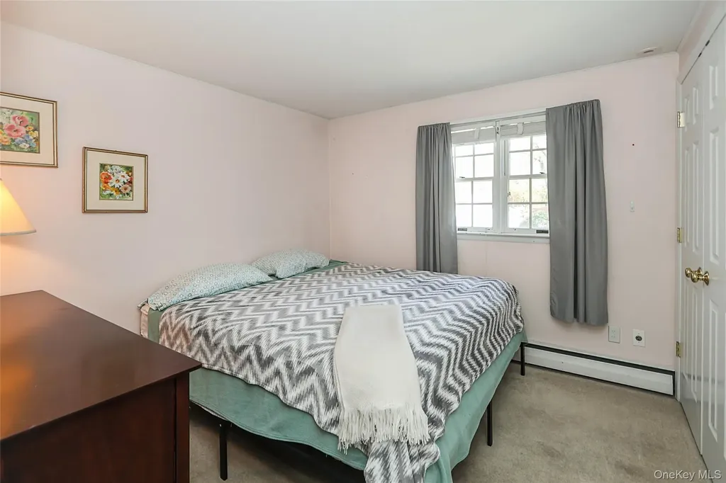26 Daniel Drive Glen Cove NY 11542