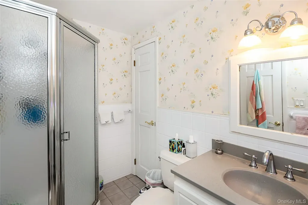 26 Daniel Drive Glen Cove NY 11542
