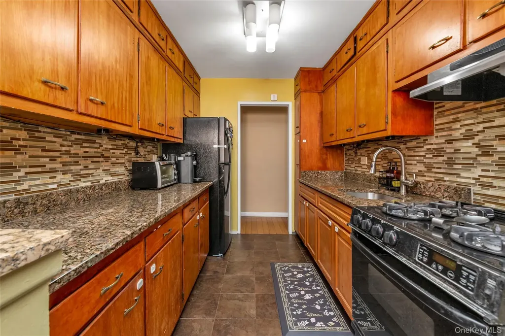 99-11 60 Avenue Corona NY 11368