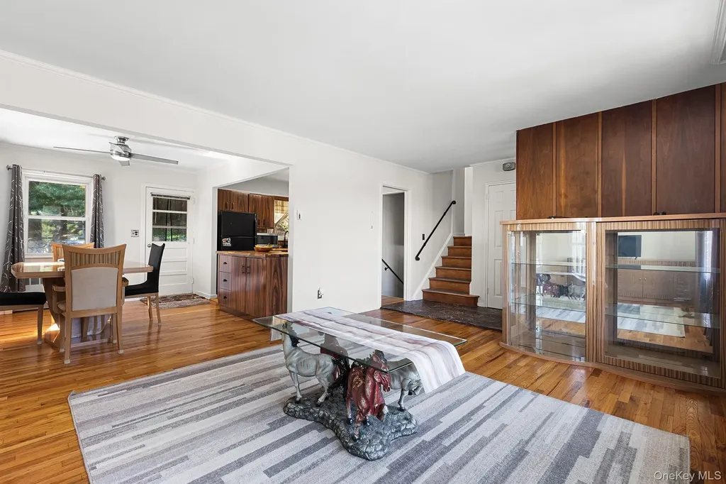 57 Homecrest Oval Yonkers NY 10703