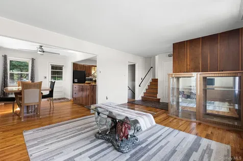 57 Homecrest Oval Yonkers NY 10703