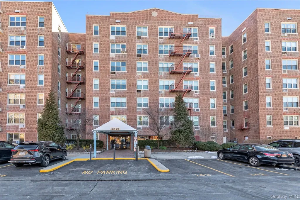 23-35 Bell Boulevard Bayside NY 11360