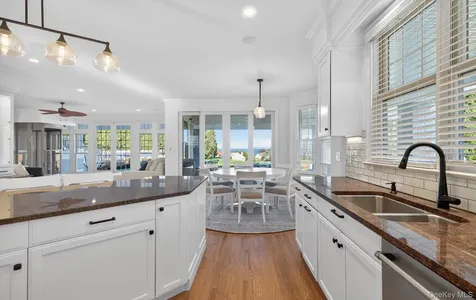 1 Pembroke Drive Glen Cove NY 11542