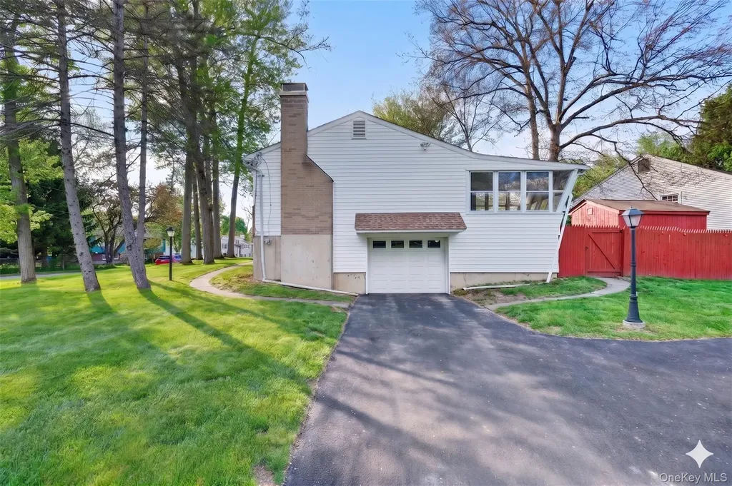 2 Gary Place Wappingers Falls NY 12590
