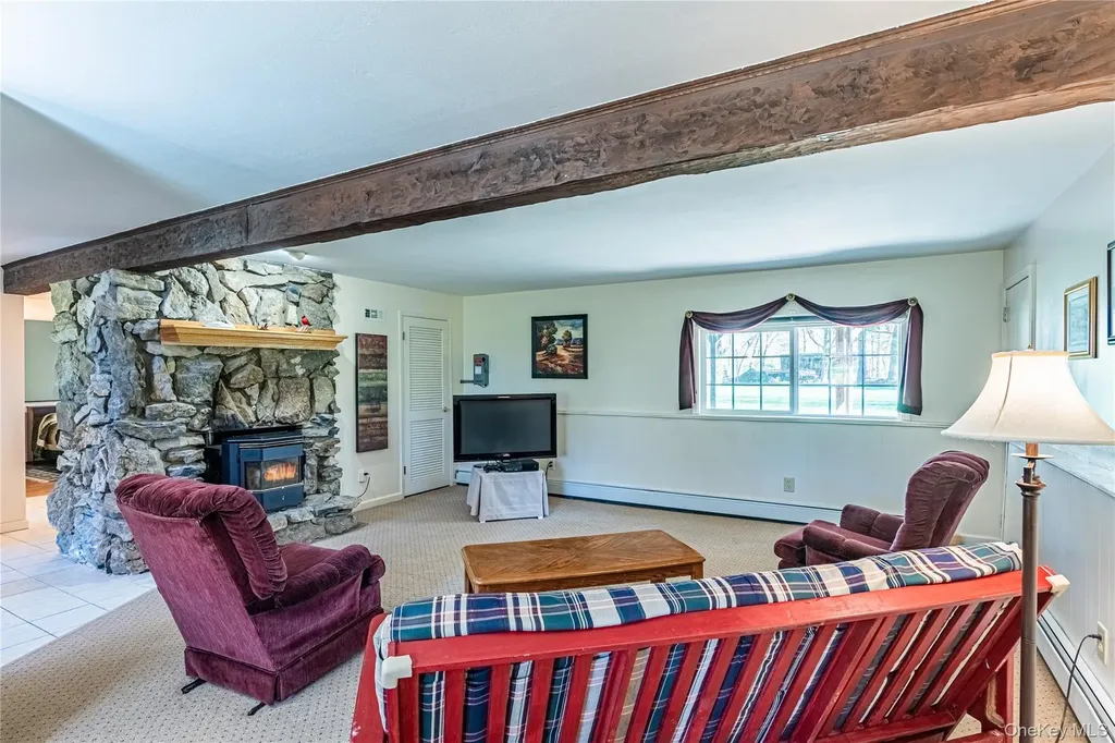 1 Paulette Lane Wappingers Falls NY 12590