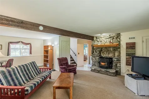 1 Paulette Lane Wappingers Falls NY 12590