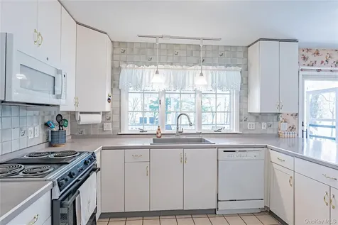 1 Paulette Lane Wappingers Falls NY 12590