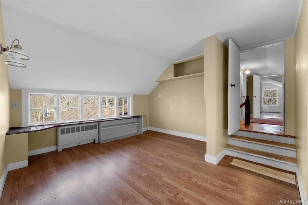 75 Old Minisink Trail Goshen NY 10924