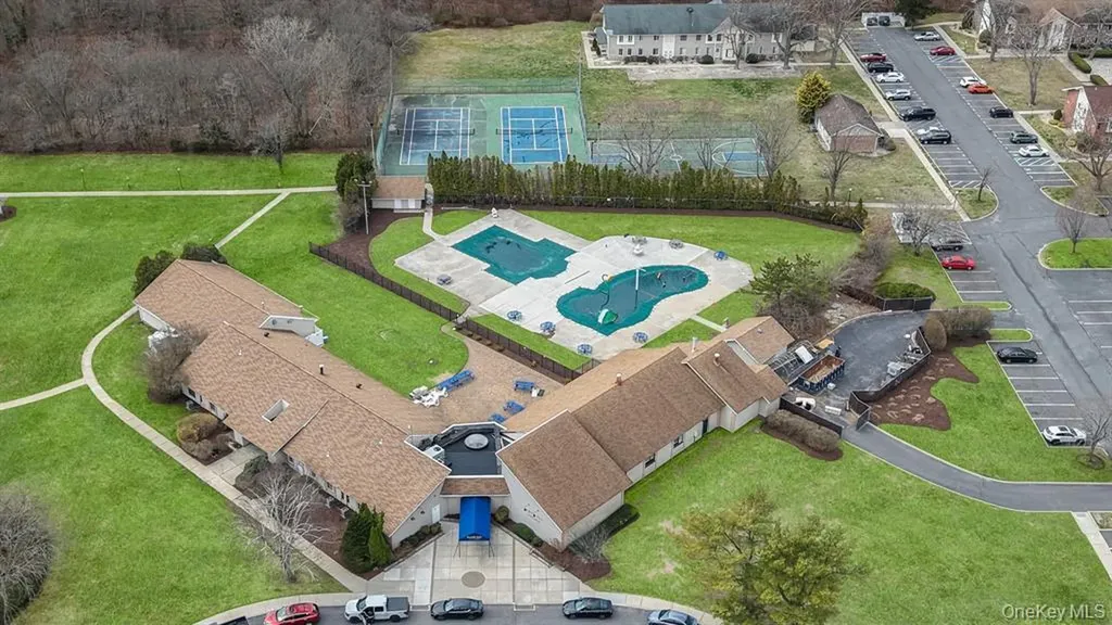 197 N Pointe Circle Coram NY 11727