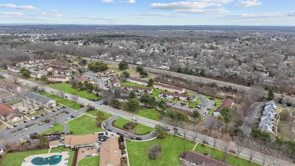197 N Pointe Circle Coram NY 11727
