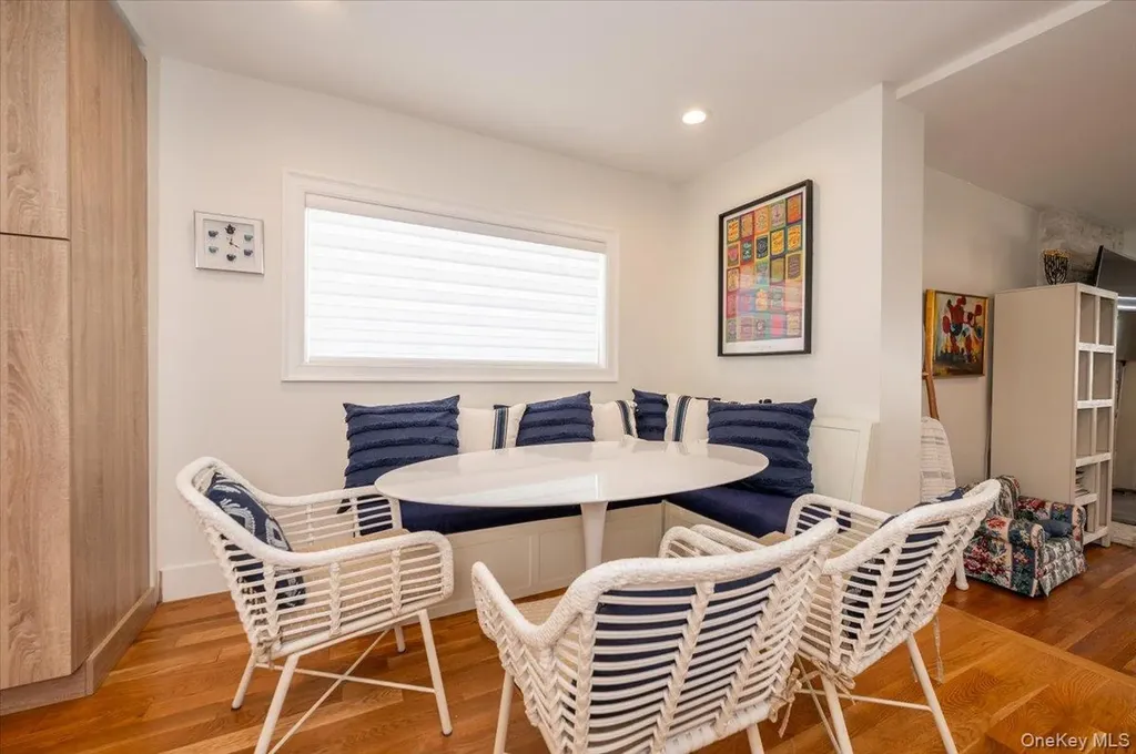 1989 Bay Boulevard Atlantic Beach NY 11509