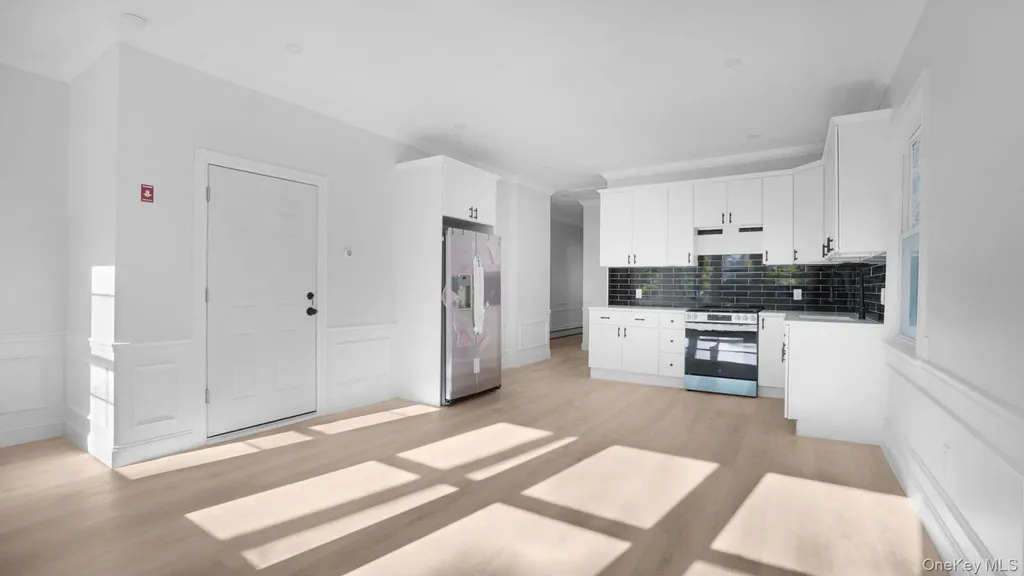 4370 Edson Avenue Bronx NY 10466